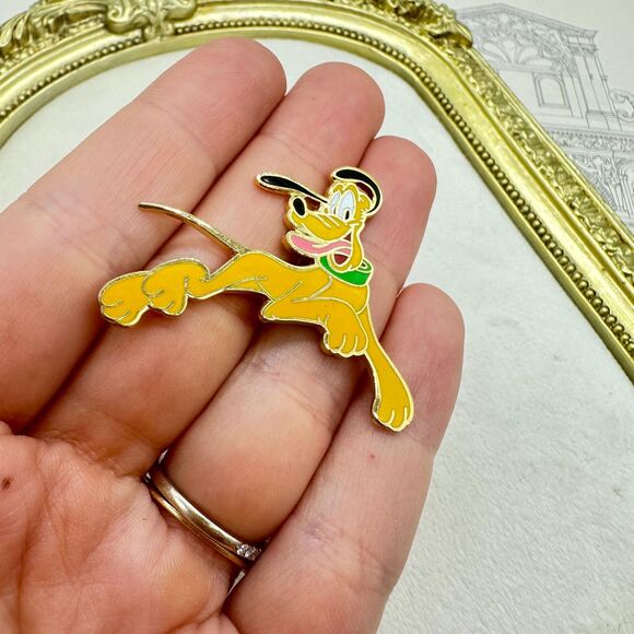 Vintage Disney Pluto Brooch Pin - Picture 1 of 4